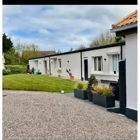 Escapade Marine D Hotes לינה וארוחת בוקר *